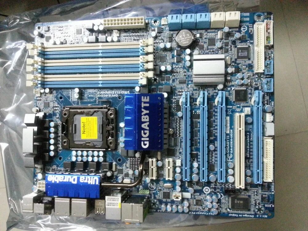 Gigabyte ga x58a ud3r. Gigabyte 1366 ga-x58a-ud3r. x58a ud3r sata 3. gigabyte ga-x58-usb3. gigabyte ga-x58a-ud3r rev. 2.0.