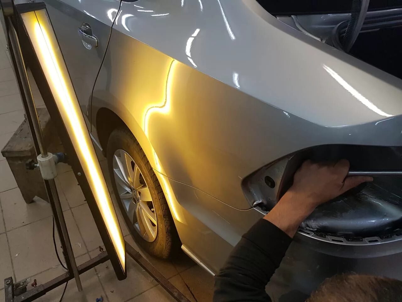 Автомобиль вмятина покраска ремонт