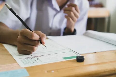 Экзамены все сданы оценки получены