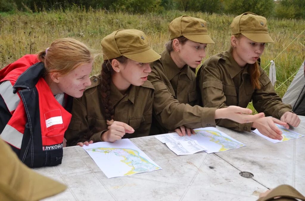 Бабочка Зарница. Этапы военно-спортивной игры. Зарница на улице. Одежда на военную игру Зарница для пенсионеров. Тест зарница