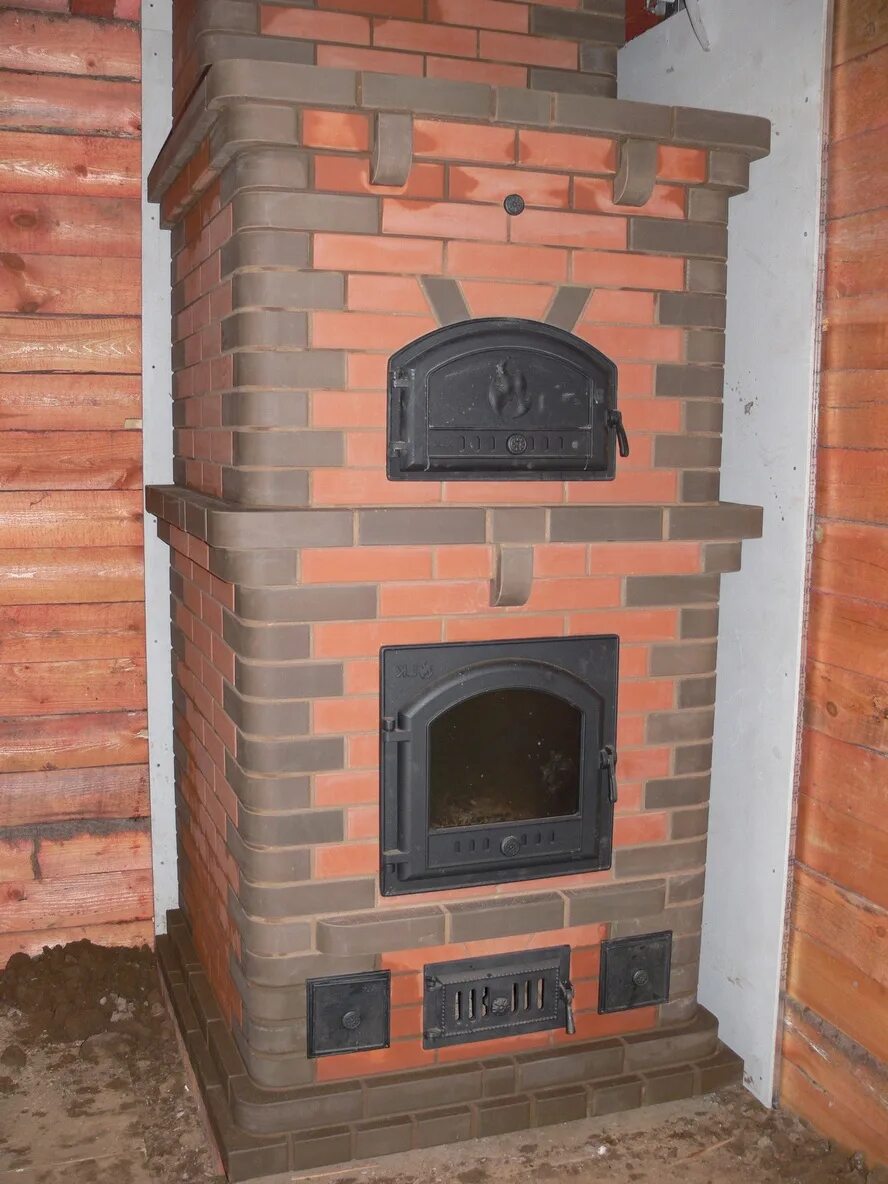 Печь кирпичная шведка кирпичная. Голландская печь печь голландка. Шведка и голландка. Трёхоборотная голландка. Каминопечь кирпичная.
