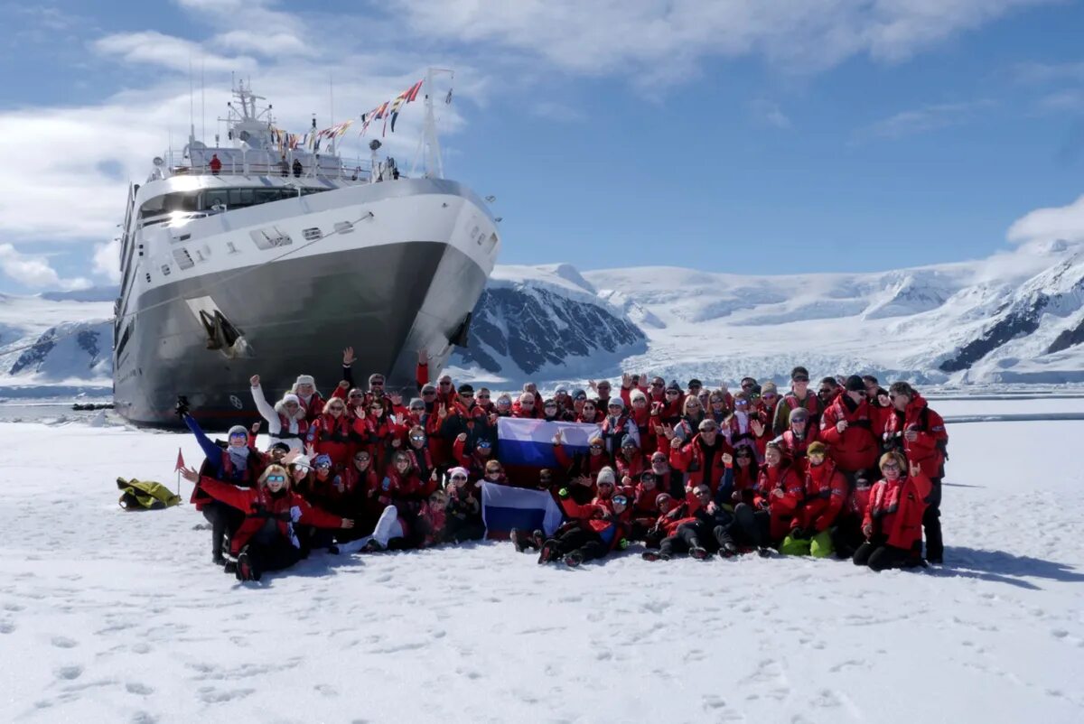 Le Boreal круиз в Антарктиду. Ушуайя Антарктида круизы. Морской круиз Арктика Антарктика. Круиз в Антарктиду из Ушуайя.