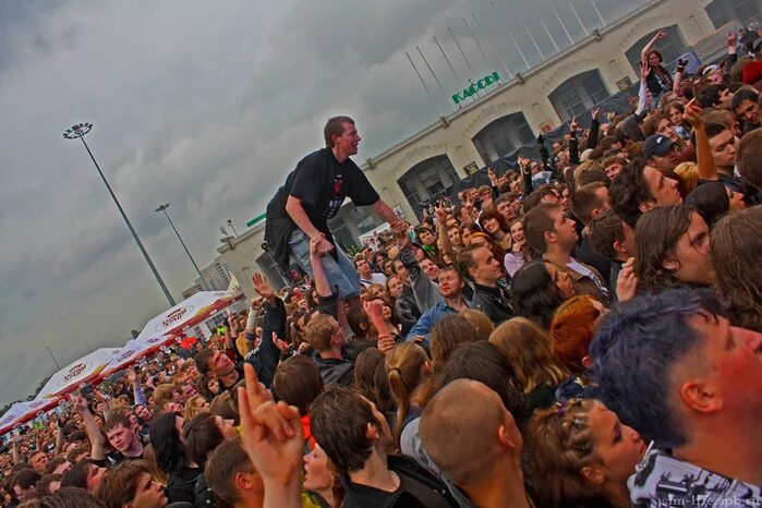 логотип окна. концерты. окна открой фестиваль. князь и горшок на фестивале окна открой. михаил горшенев окна открой 2013.