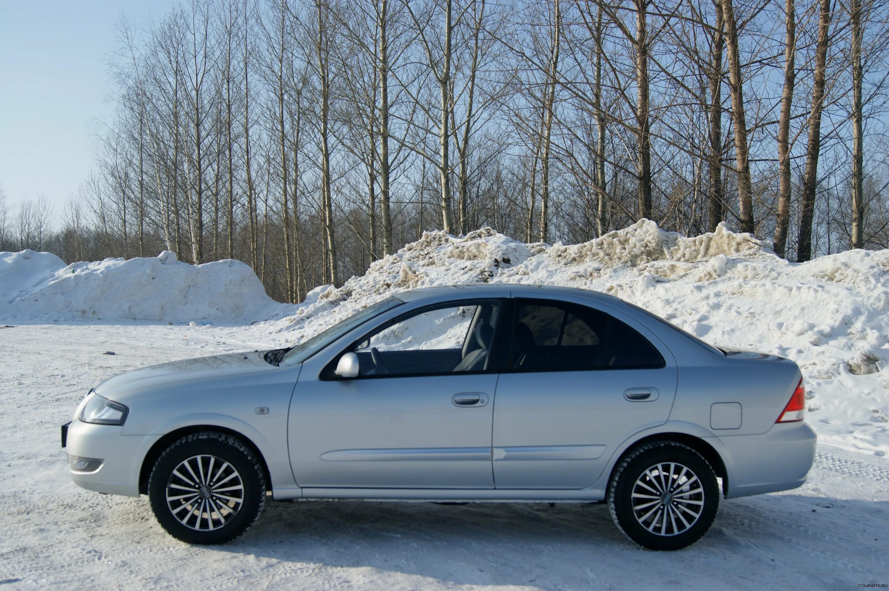 Купить альмеру классик москва. Nissan Almera Classic 2006. Альмера Классик 2011. Nissan Almera Classic 2011. Ниссан Альмера Классик 2011 серая.