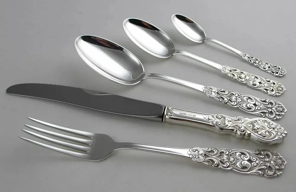 BERGHOFF straight ложка 1105420. Набор столовых приборов Huohou Stainless Steel Tableware Set серый металлик. Servitta столовые приборы. Набор столовых приборов MC fr Mrs Rose сталь 18/10.