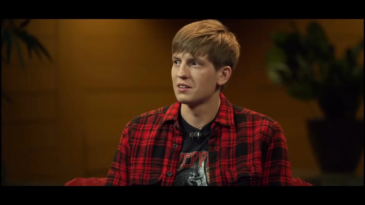 Сколько макару из чбд. Леха щербаков. макар я погнал. накуренный макар чбд. кофта макара из чбд.