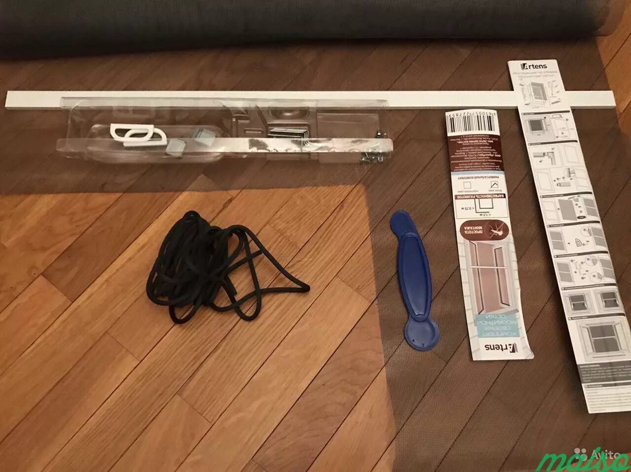 Сборка москитной сетки artens. Комплект москитной сетки артенс. Artens комплект сборки москитной сетки. Москитные двери Леруа Мерлен. Сборка москитной сетки из Леруа Мерлен