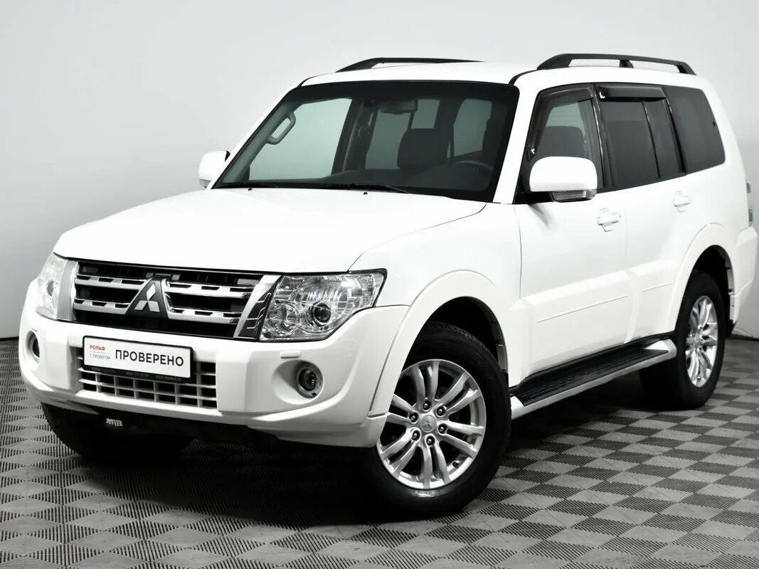 Mitsubishi pajero 2011. Mitsubishi Pajero IV 2011. Мицубиси Паджеро 2011. Митсубиси Паджеро 2011 года.