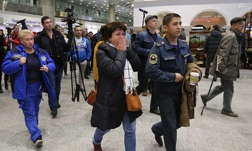 Что говорят родственники погибших в крокусе. Аэропорт Пулково 31.10.2015. Авиакатастрофа а321 в Египте. Рейс 9268 родственники погибших в аэропорту.