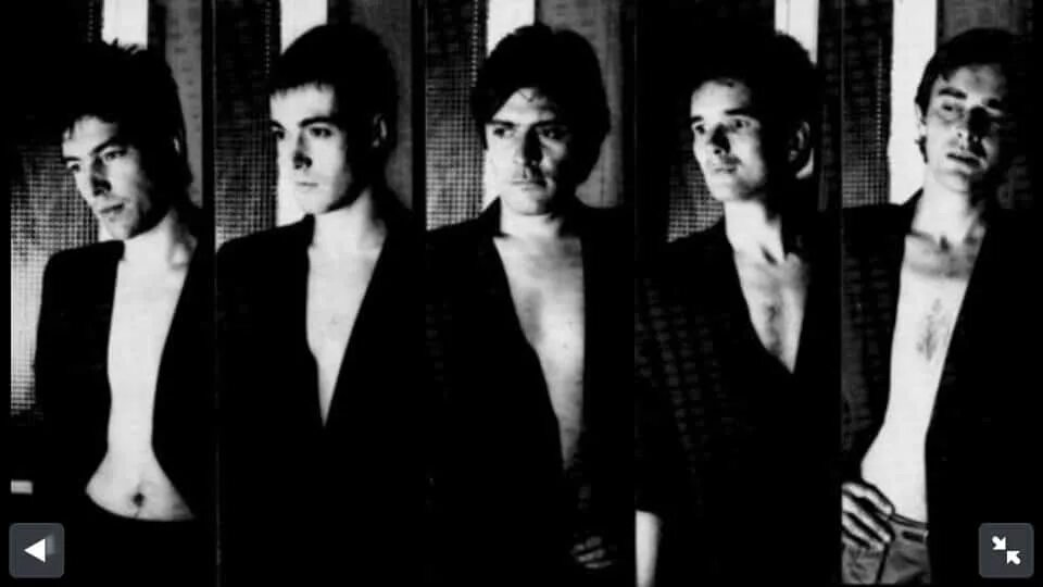 Les nus. Les nus. Les nus. Босиком по слизнякам фильм 2010. Les nus.