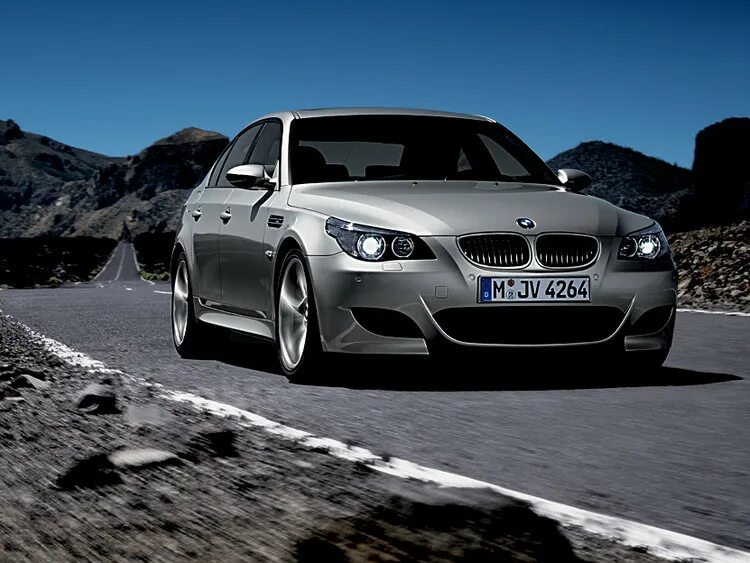 3 2 м5. БМВ м3 е60. BMW m5 e60. BMW m3 e60. BMW e60 2010.