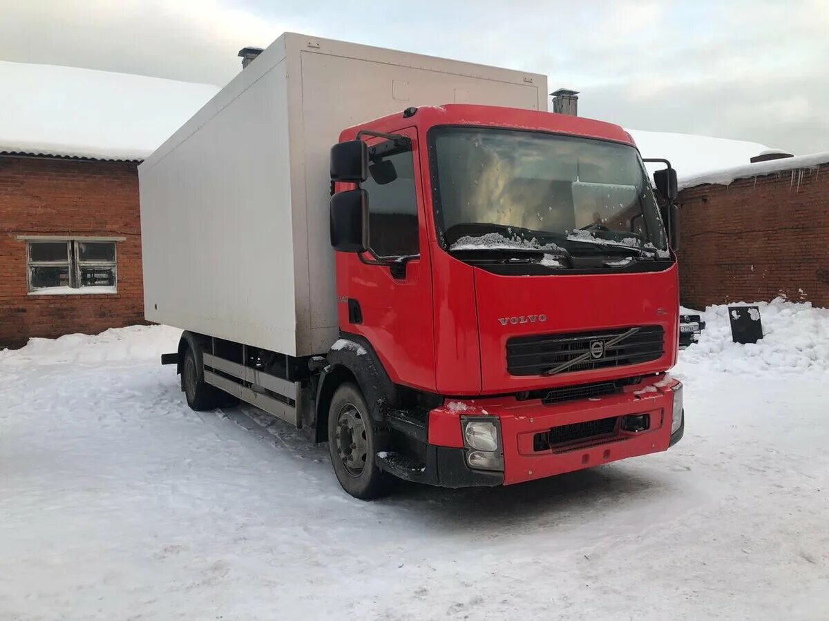 Грузовые фуры под выкуп. Возьму фуру в аренду с выкупом. Возьму фуру в аренду с выкупом. Грузовые фуры под выкуп. Грузовик в аренду с выкупом.