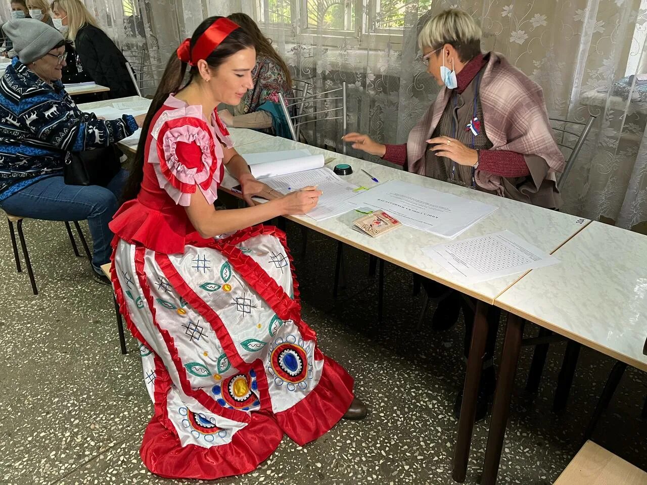 Одеть барыню