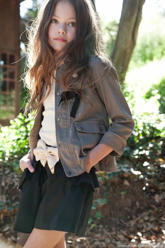 2008 лет девушке. Лера козлова ранетки. Сиэра куинн браво. Селена гомес в 14. Лера козлова 2005.