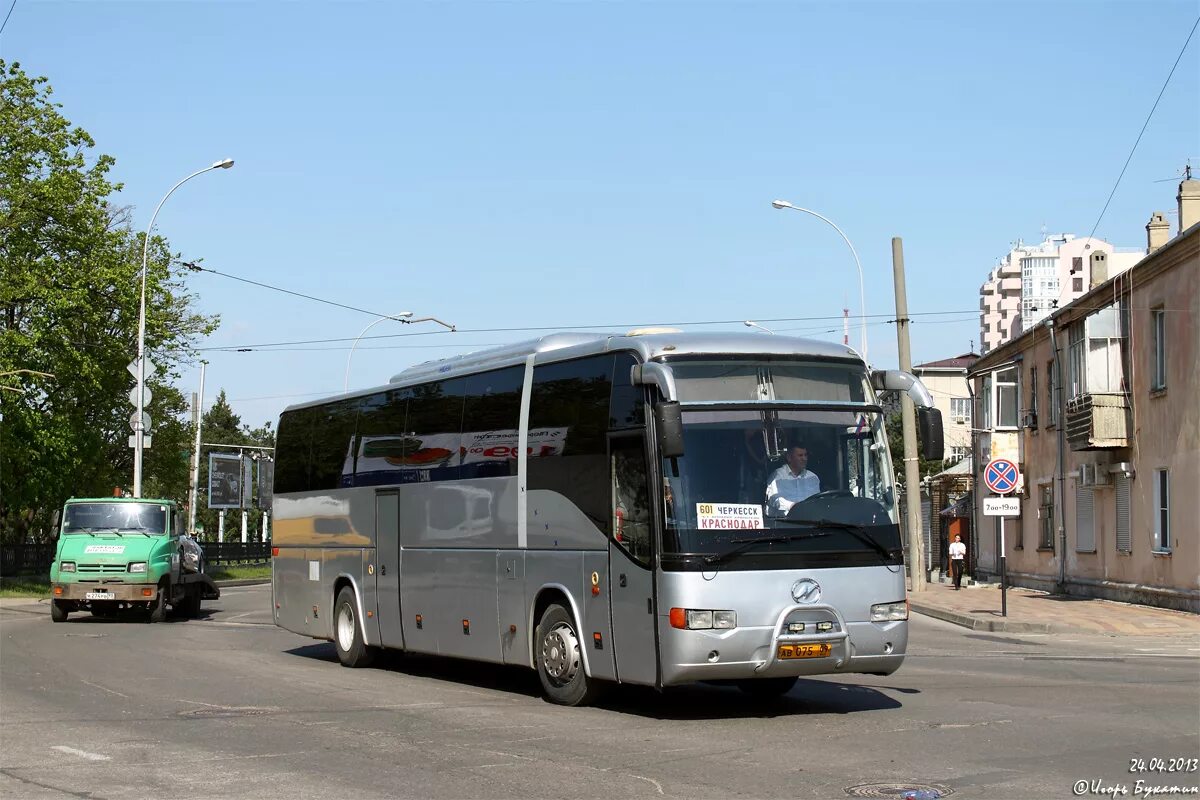 Москва черкесский. Higer klq6119tq автобус Краснодар Белореченск. Черкесск Краснодар автобус. Автобус Черкесск. Автобус Черкесск Москва.