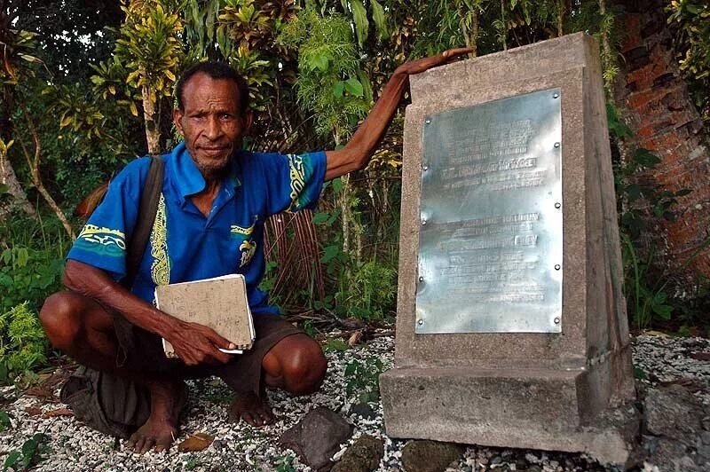 американские астронавты аполлон 15. миклухо маклай и папуасы. папуа новая гвинея берег маклая. экспедиция миклухо-маклая в новую гвинею. миклухо-маклай, николай николаевич.