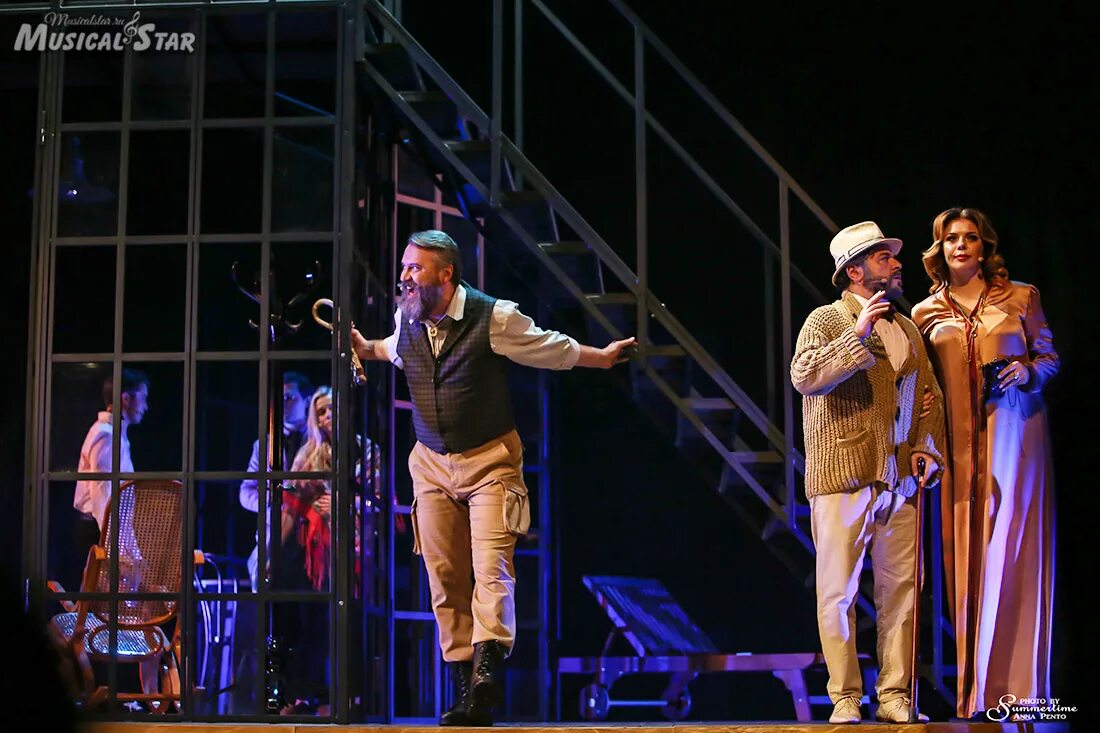 мюзикл апрель. мюзикл драма. мюзикл драма. театр мюзикл монотон. жанры мюзикла.