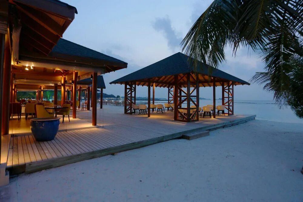 Cinnamon Dhonveli Maldives (ex. Chaaya Island Dhonveli) 4*. Cinnamon Dhonveli. Синамон отель Мальдивы Синнамон Донвели. Мальдивы Cinnamon Dhonveli Maldives 4 Северный Мале. Cinnamon island