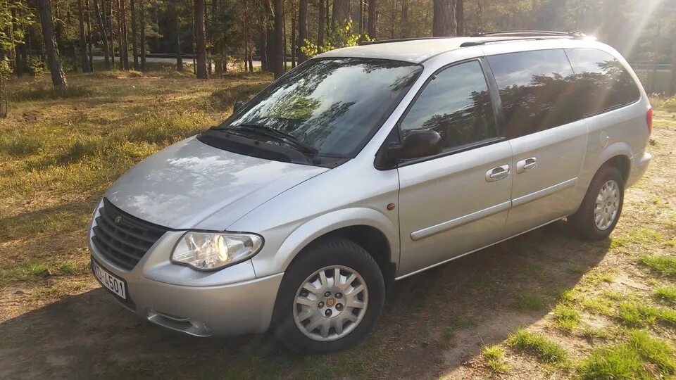 Chrysler Voyager 2004 год. Chrysler Voyager/Caravan/Town&Country 2004 (RT). Крайслер Вояджер 2.5 дизель. Крайслер Гранд Вояджер 2.5 дизель 2004г механика.