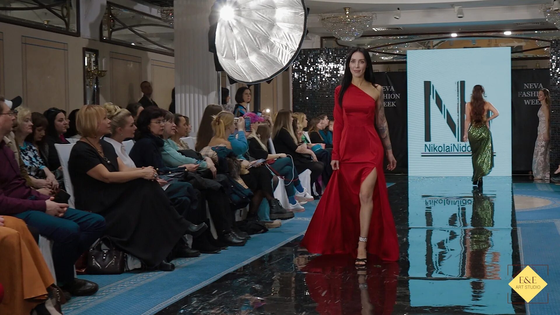 Модные показы 2023. Московская неделя моды 2023. Fashion week показы. Первая неделя 2023