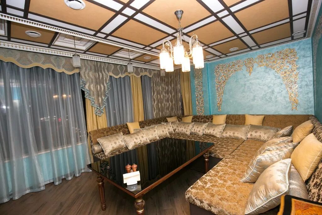 Гостиница 1000 и 1 ночь махачкала. 1001 ночь махачкала гостиница. 1001 ночь дагестан гостиница. махачкале гостиница 1000 и 1. 1000 и 1 ночь гостиница в махачкале.