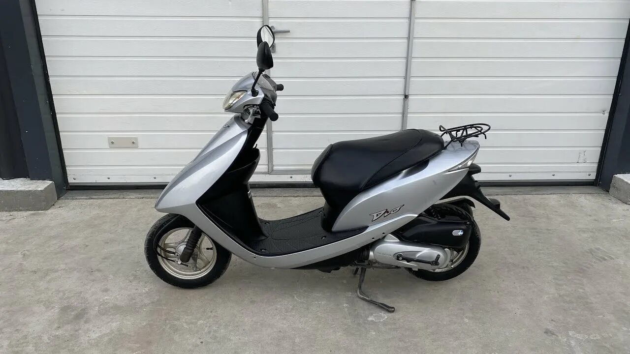 Хонда дио на 12 колесах. Мопед хонда аф 68. Хонда дио 12. Скутер honda dio af 68. Двигатель хонда дио 34.
