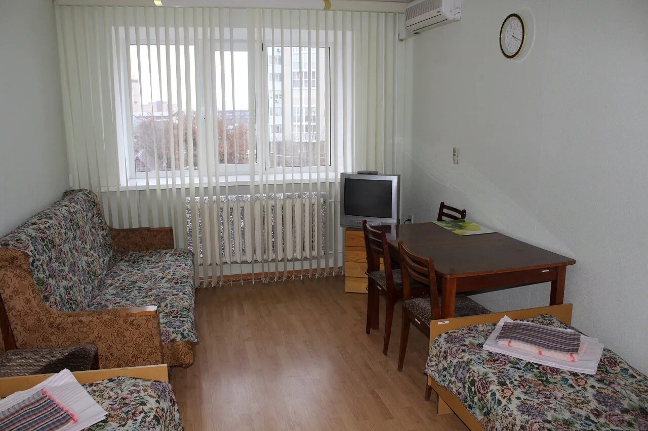 снять общежитие недорого в оренбурге. спрос на комнаты в общежитии. юниверсити хостел оренбург. общага квартирного типа в москве. общежитие 3 оренбург.