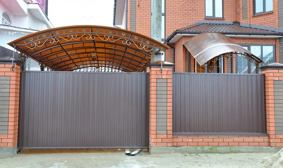навес поликарбонат пролет7м. автонавесы из поликарбоната 6х10м. изготовление навесов пушкино. арочный навес из поликарбоната. навес над калиткой из поликарбоната.