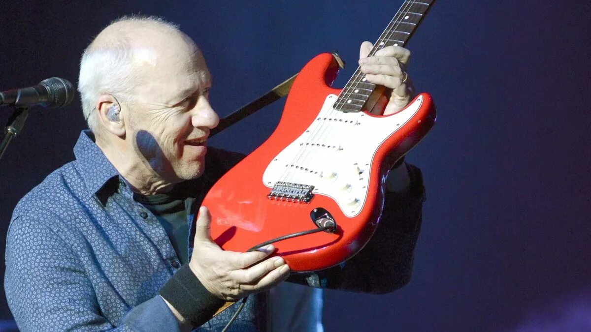 Лидер Dire Straits Марк Нопфлер проигнорировал включение в Зал славы рок-н-ролла