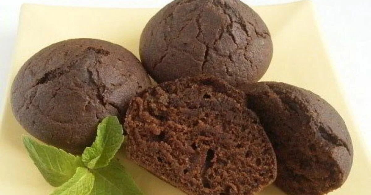 Какао можно диабетикам. Шоколадное печенье для диабетиков. Десерт с кэробом. Печенье шоколадное кекс. Шоколад с кэробом.
