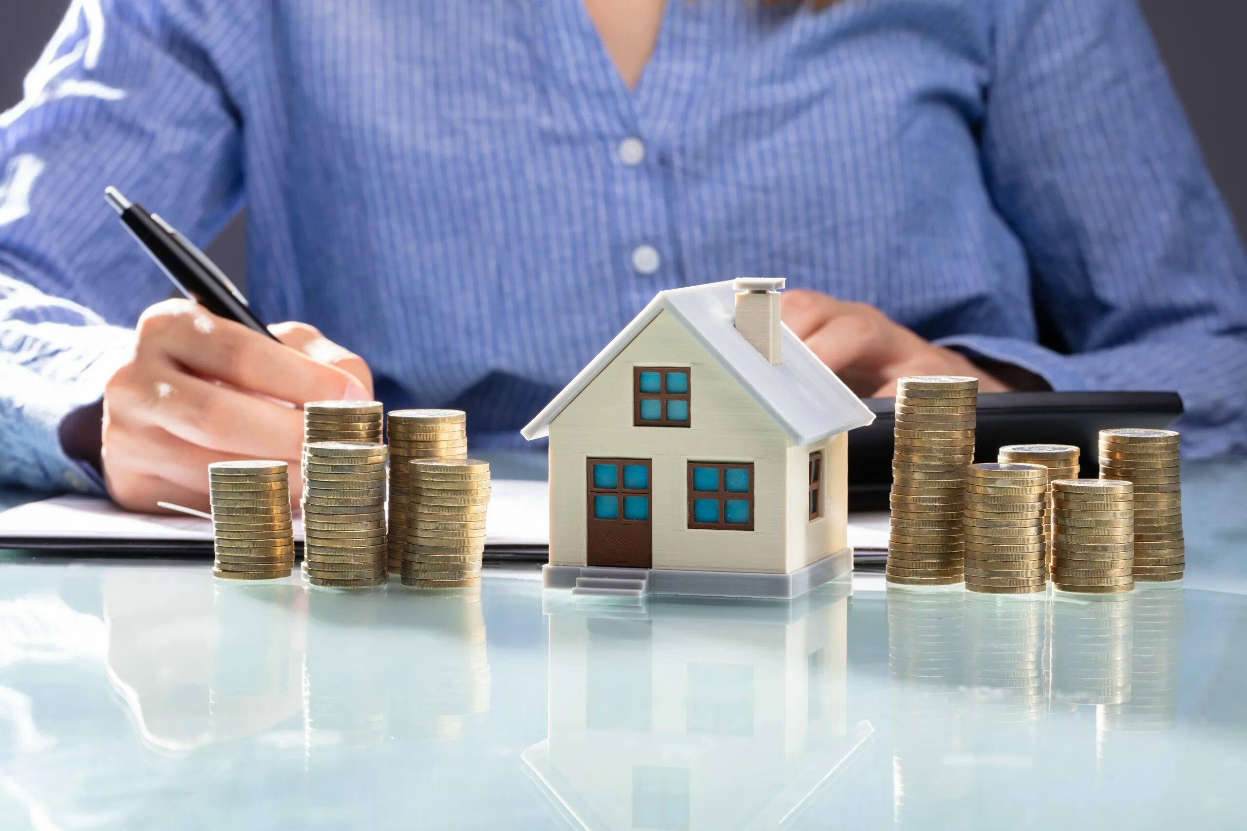 Налог на имущество. Субсидия для дома. Стоимость недвижимости. Финансовая грамотность и недвижимость. House report