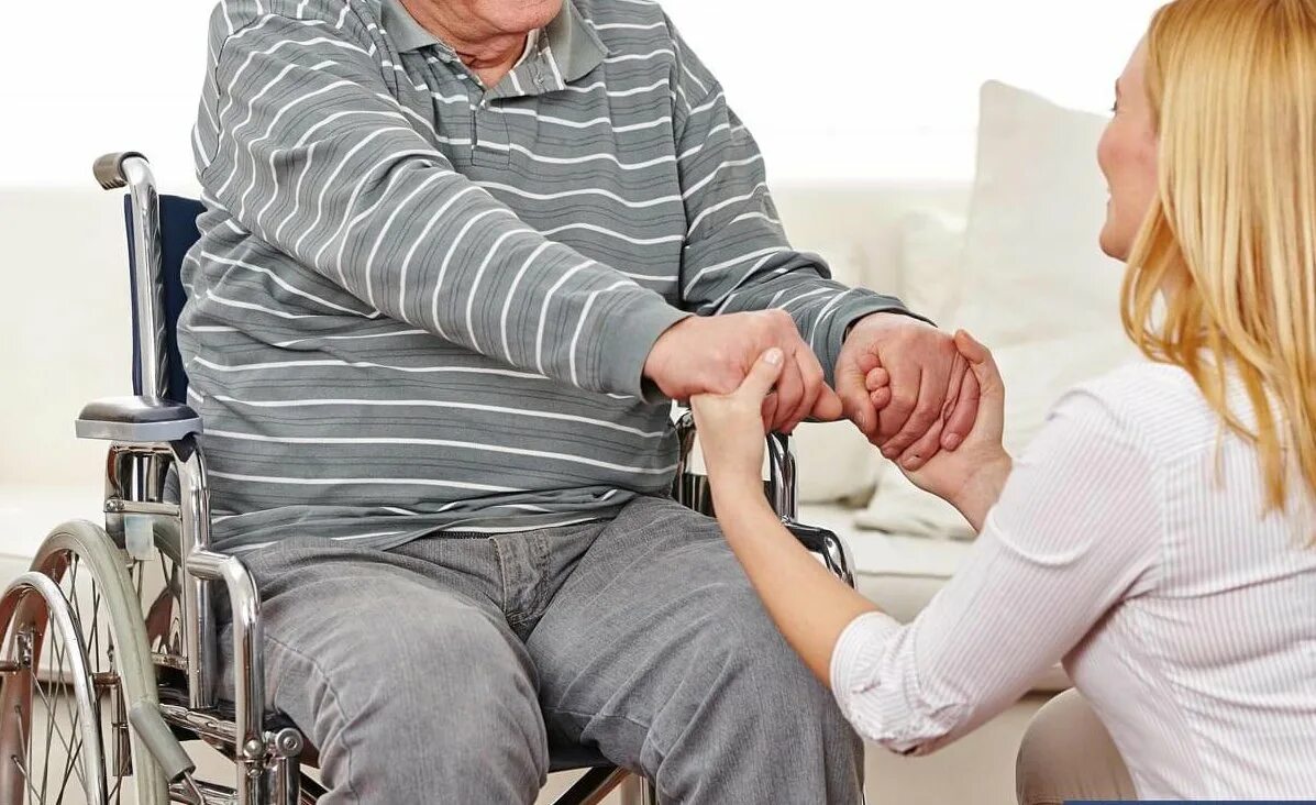 Люди с ограниченными возможностями. Нетрудоспособен. Пожилые люди и инвалиды. Нетрудоспособные инвалиды. Пенсионер инвалид.