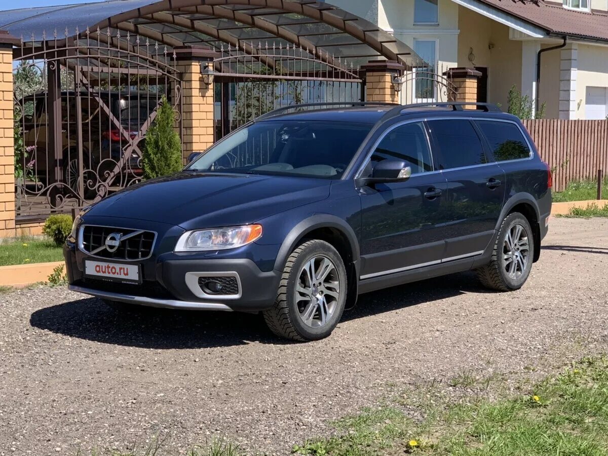 Купить вольво хс70 дизель. Volvo xc70 III. Volvo xc70 2. Вольво xc70 2011. Volvo xc70 дизель.