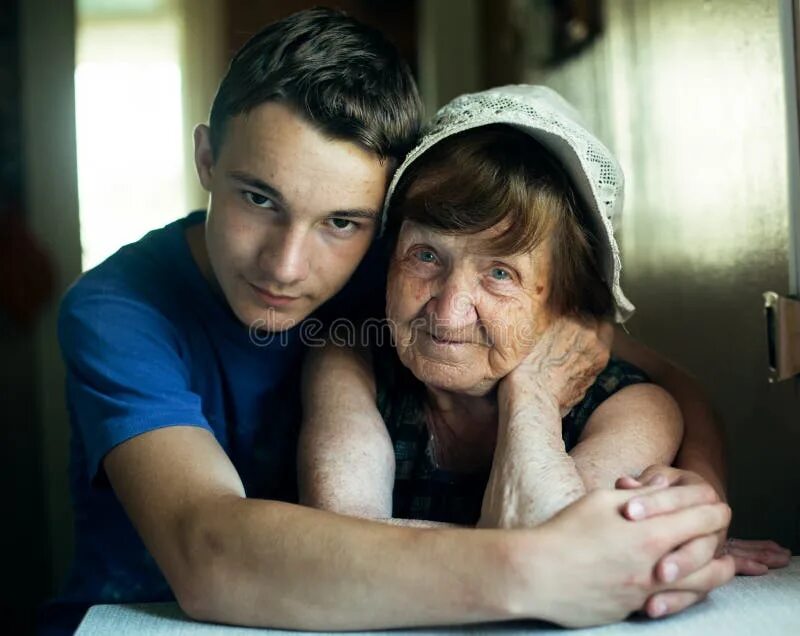 Бабушка и внук. Бесстыжие бабушки. Волосатая старая мать с сыном