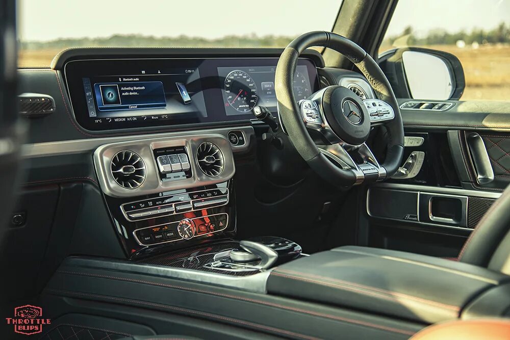 Приложение для smart g63 light sound. G63 amg 2019 interior. mercedes amg g63 inside. 2019 mercedes-benz amg g63 interior. панель мерседес g63.