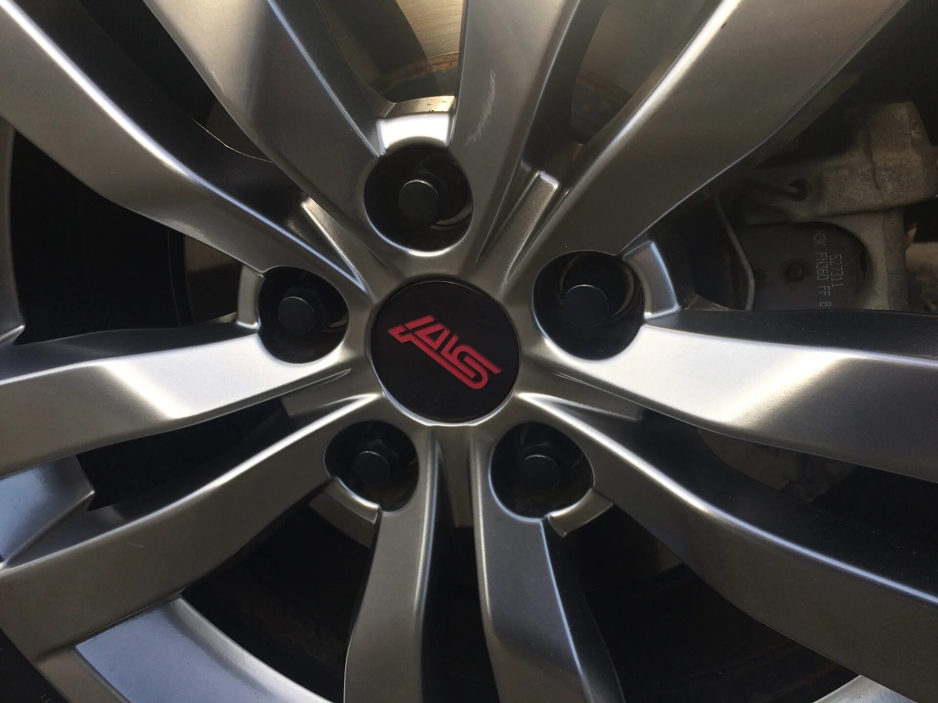 Subaru forester sh диски r17 оригинал. оригинальные диски субару форестер r17. диски субару форестер r17. субару форестер диск литой r17 белый. диски субару форестер r16.