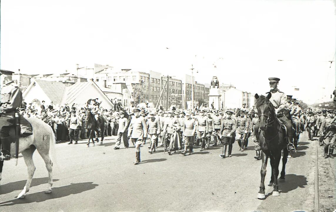 Марш пленных в Москве 1944. Пленные немцы в Москве 1944. Марш пленных немцев в Москве 17 июля 1944 года. Парад немцев в Москве 1944. Операция вальс