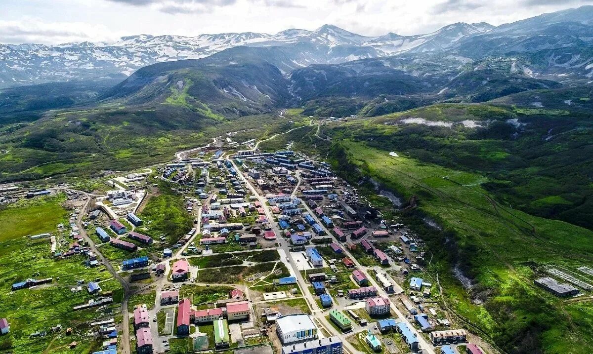 Парамушир Северо-Курильск. Курильские острова Северо Курильск. Южно-Сахалинск Северо-Курильск. Остров Парамушир Курильские острова. Северо курильск сколько время