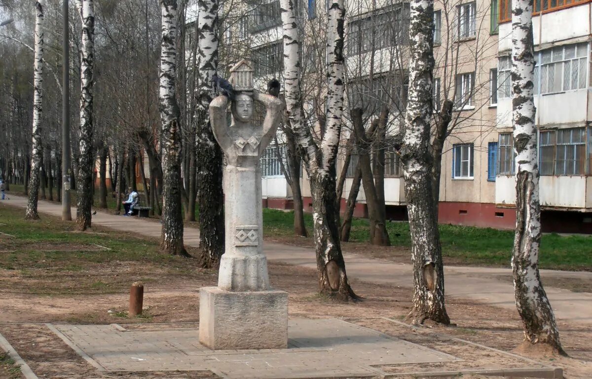 Аллея чебоксары. Аллея влюбленных чебоксары. Аллеи чебоксары. Чебоксары парк победы вечный огонь. Мыс любви чебоксары.