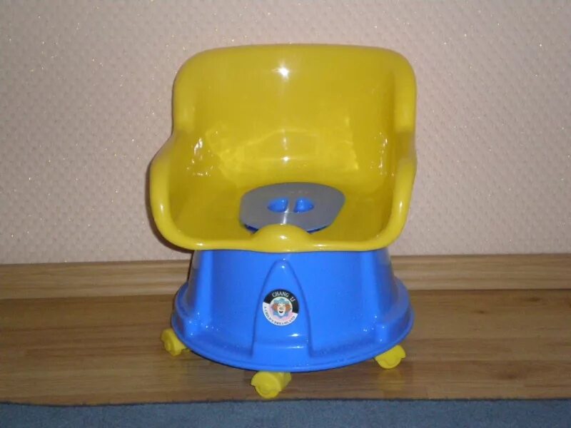 Кашпо lechuza classico d43. Горшок на колесиках. Горшок на колесиках. Горшок на колесиках. Кашпо настенное ламела.