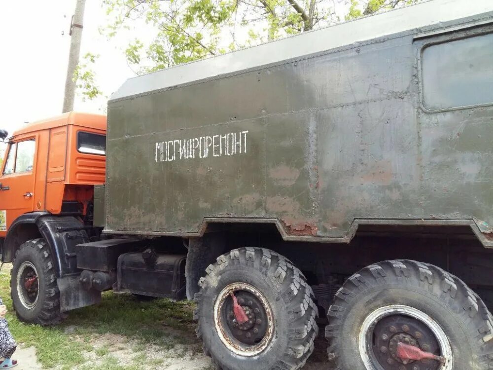 Камаз 4310 кунг. Камаз-4310 кунг 1988. камаз 4310 с кунгом гражданский. камаз 4310 кунг кабина.