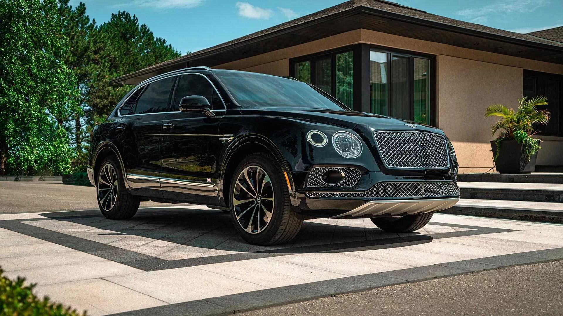 Бентли бентайго. Бентли бентайга. внедорожник bentley bentayga. бентли бентайга 2025. bentley bentayga 2025.