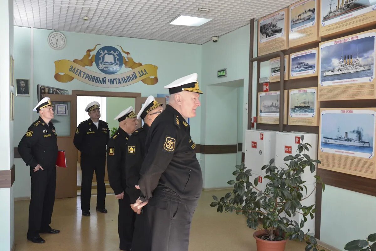 Нахимовское военно-морское училище владивосток. Нвму впку учителя. Владивосток). Филиал владивостокского нахимовского училища. Мурманское нахимовское кадетское училище.