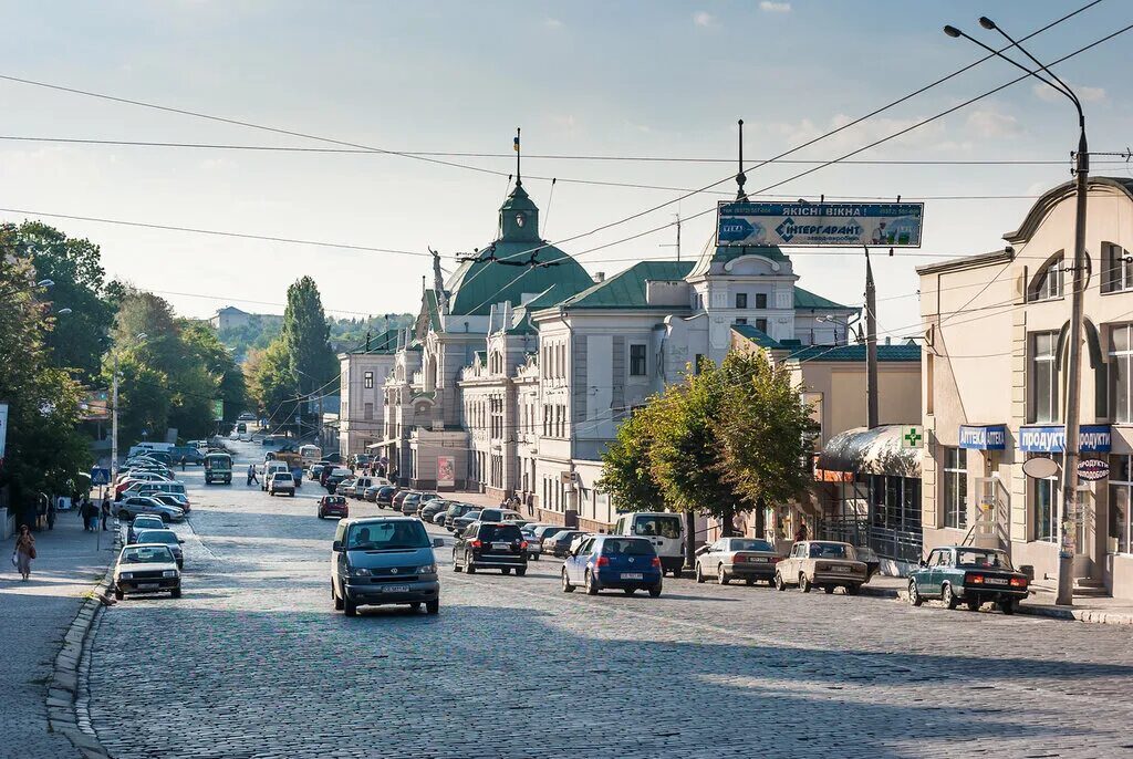Черновцы с высоты. Черновцы достопримечательности. Черновцы. Черновцы центральная площадь. Черновцы область.