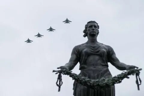 Полностью посвящена