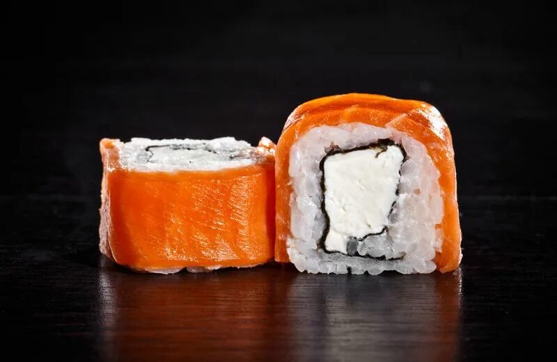 Суши роллы филадельфия. Филадельфия роллы состав. Филадельфия роллы. Филадельфия роллы состав. Филадельфия роллы состав.