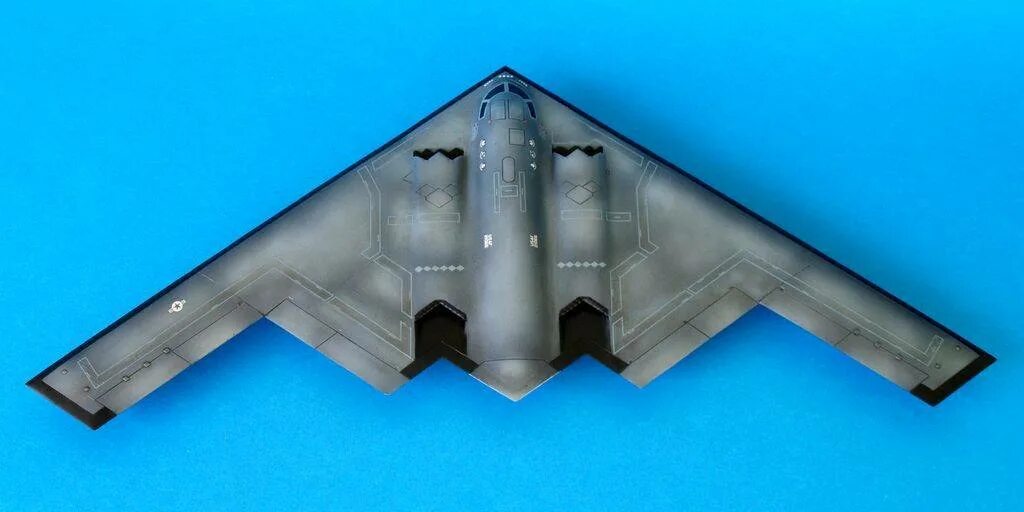 Northrop b 2 spirit характеристики. Нортроп б-2 спирит. Кабина бомбардировщика Northrop b-2 Spirit. Кабина б 2 спирит.