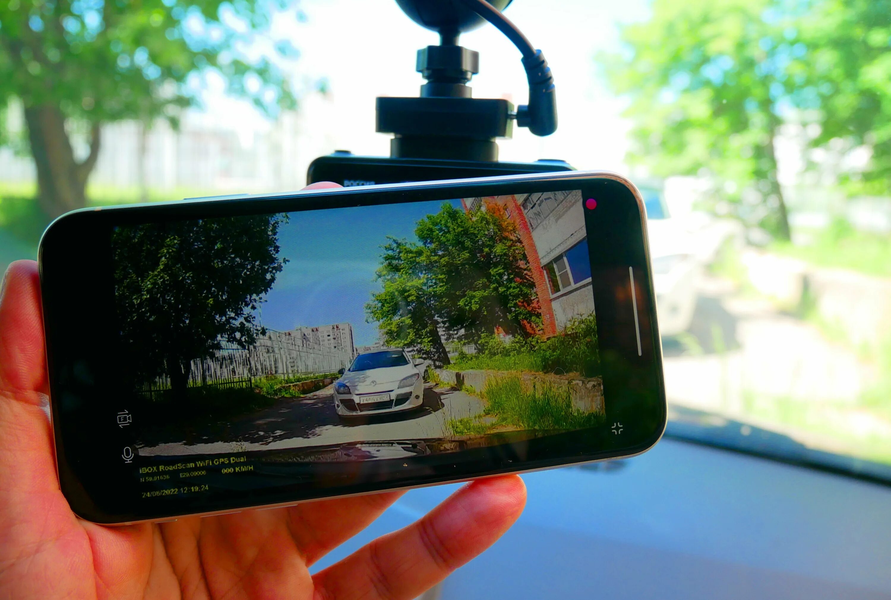 Roadscan wifi. Купить присоску для видеорегистратора ibox roadscan wifi gps dual.