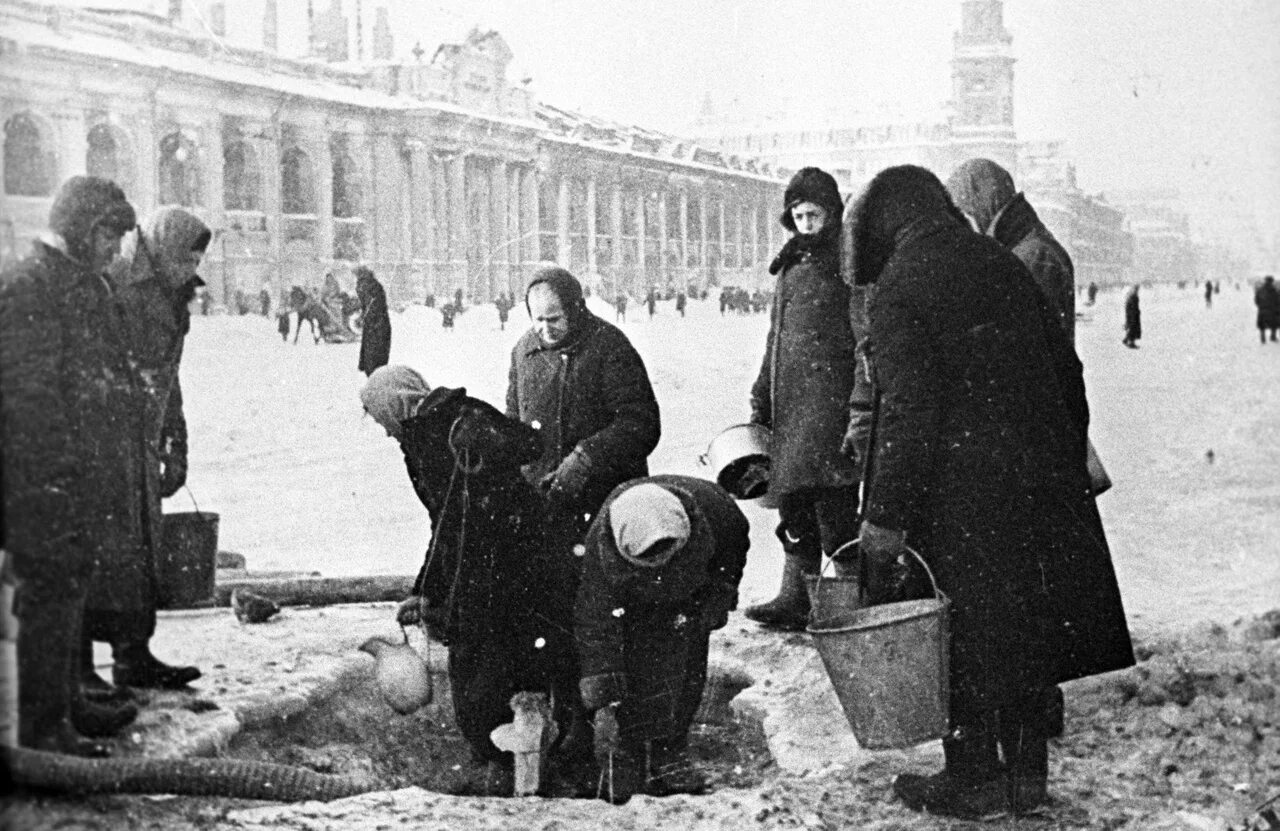 Блокада ленинграда жизнь блокадного ленинграда. Великая отечественная война блокада ленинграда 1941. Блокада ленинграда с 8 сентября 1941 по 27 января 1944. Ленинградская блокада 1941. Сколько в петербурге блокадников.