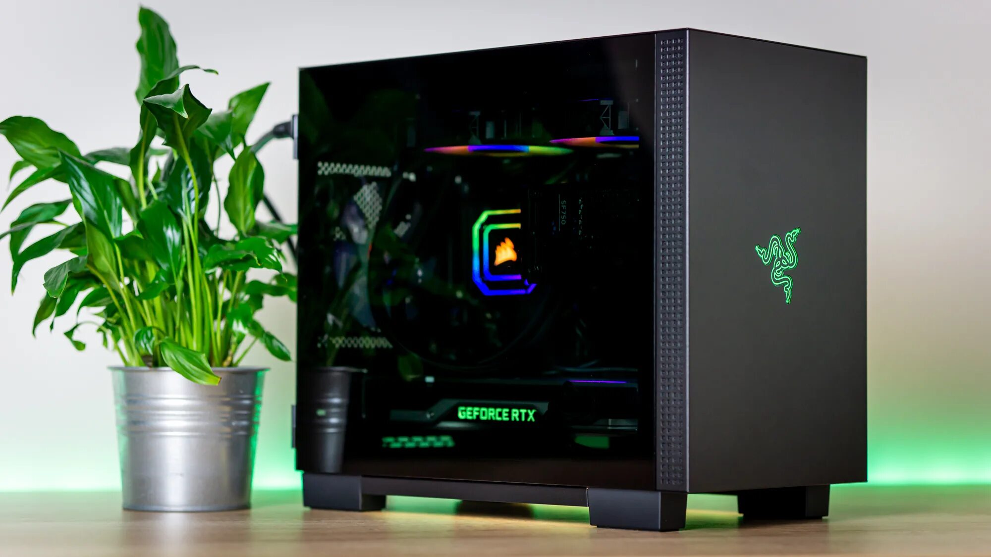 Mini игровые пк. Razer tomahawk mini-itx. корпус razer tomahawk. razer tomahawk m1. razer synapse tomahawk.